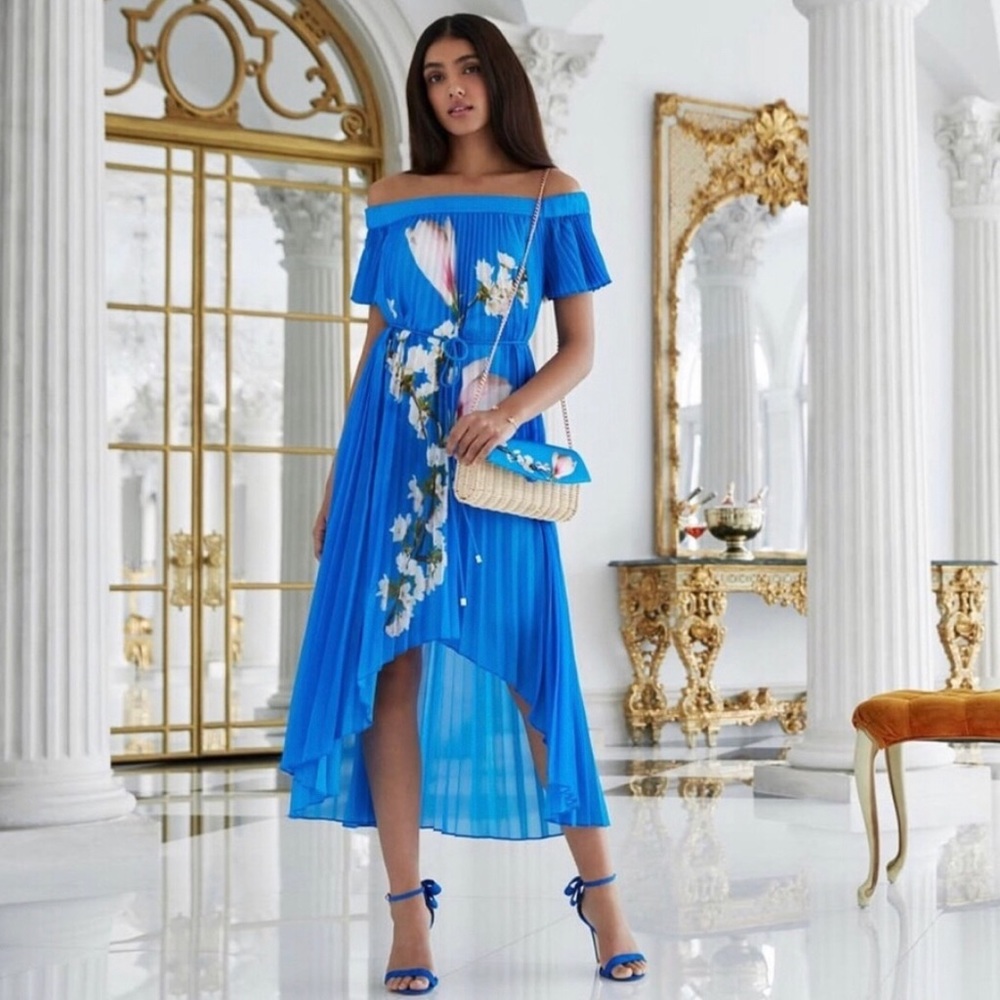 Gorgeous color. Harmony print dress.